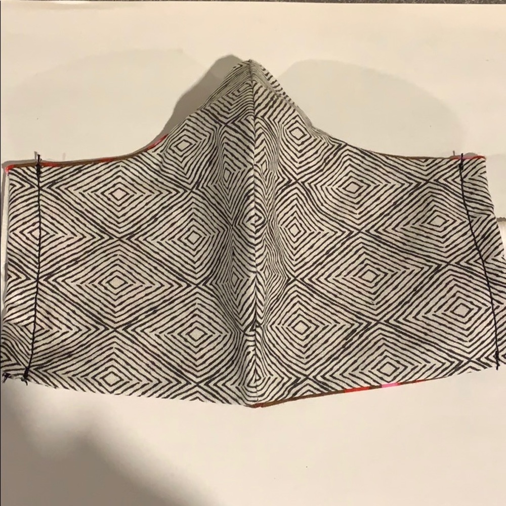 Patterned Mask - Picture 2 of 3